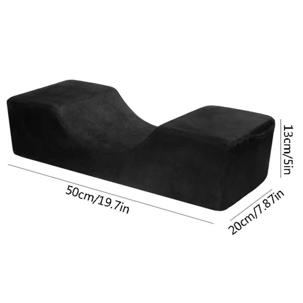 1 black eyelash pillow U-shaped pillow used as an auxiliary tool for operating table beauty salons particularly durable and washable W240819