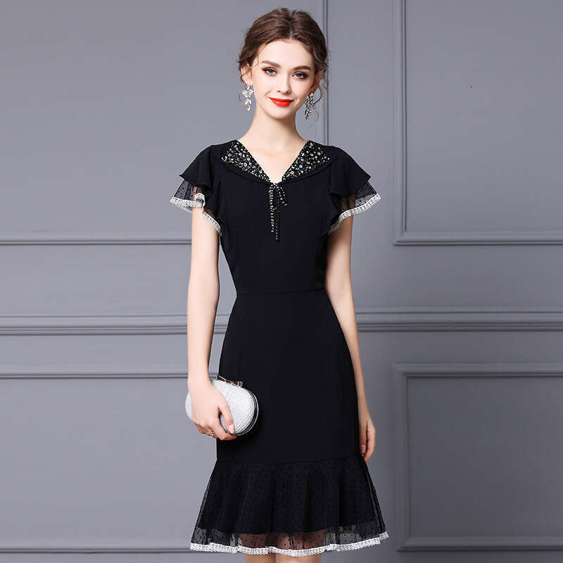 Hepburn dress for womens summer 2024 new style V-neck bow nail diamond lotus leaf short sleeved high waisted fishtail skirt