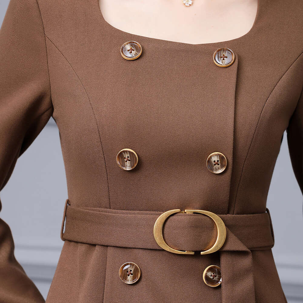 double breasted French mature temperament fishtail skirt 2024 new waist cinching slimming high-end suit dress