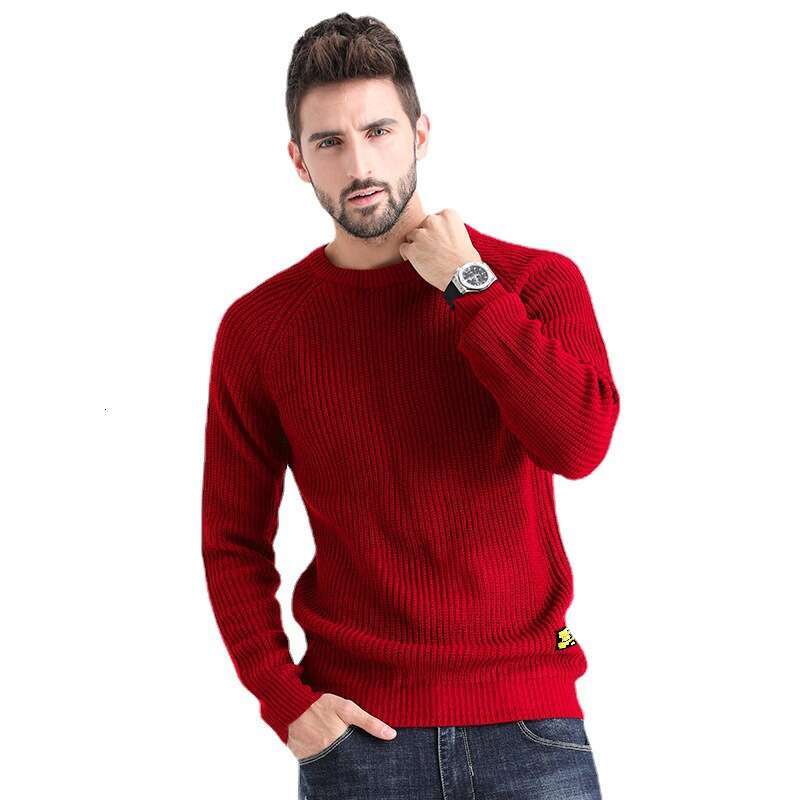 Chic Men's Knit Sweater - Round Collar, Perfect Fit for Cold Seasons
