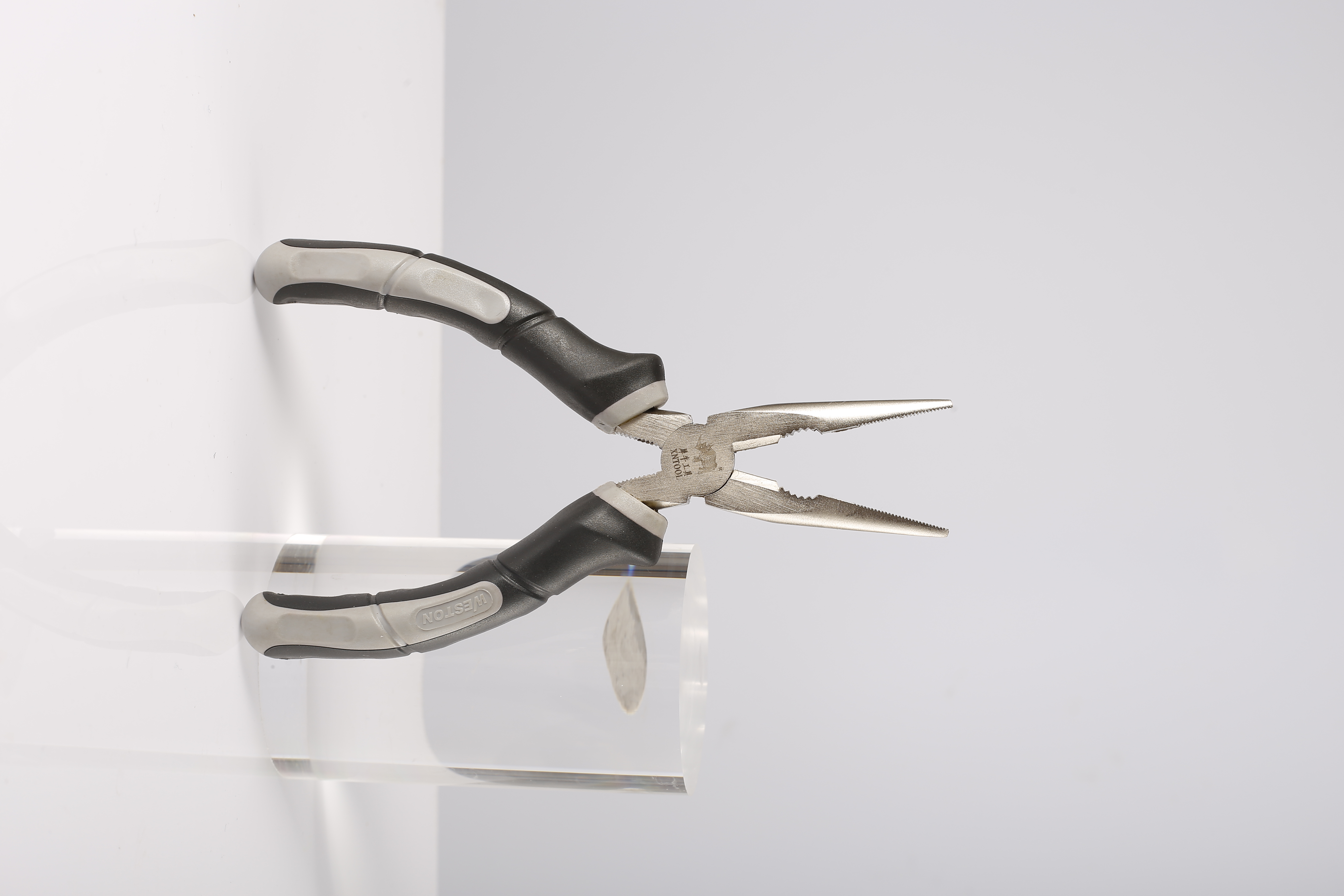 American style pliers with bamboo handle