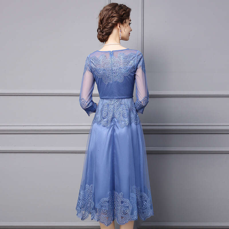 Noble Lady Kuai 2024 New Autumn Exquisite Mesh Embroidery Nail Diamond Party Dress Looks Thin