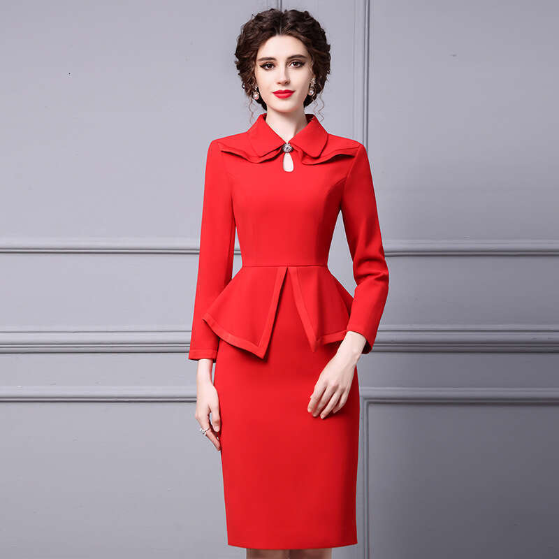 Red Dress for Womens Spring and Autumn 2024 New Style High End Formal Occasion Nail Diamond Medium length Hip hugging Skirt