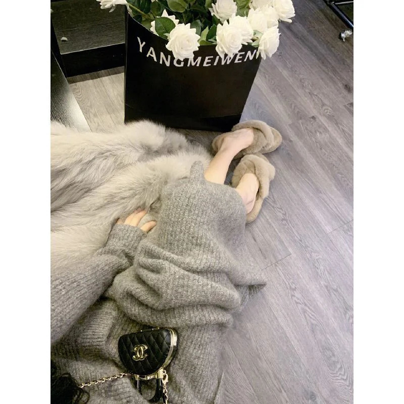 Two/one piece French retro slim fit long sleeved knitted sweaterhigh-end minimalist half body long leather Sfor womens 241011