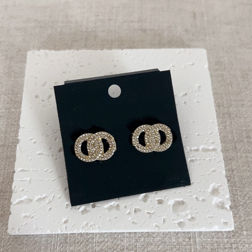 Fashion Style Diamond Earrings Black Vintage Designer Ear Stud Love Gift Charm Earrings High Quality Jewelry