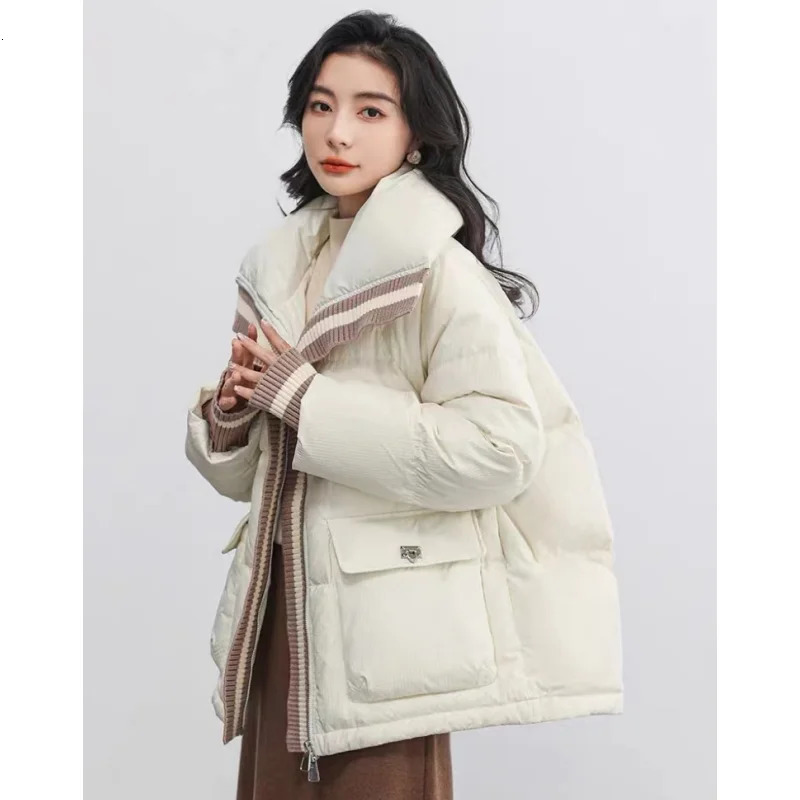 Womens down jacket black winter Korean fashion Y2K style streetwear fashionable warm womens jacket cotton beige jacket 241009