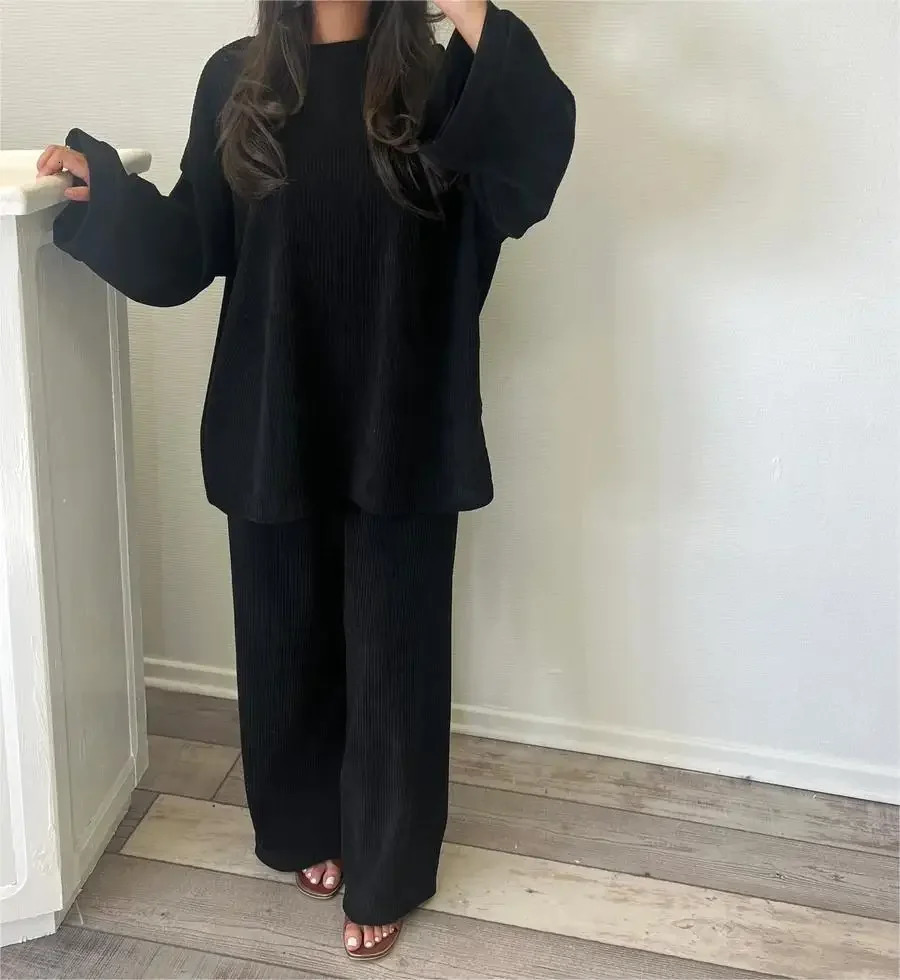 Winter fashion Corduroy two-piece womens round neck long sleeved top wide leg pants casual loose two-piece set for women 241010