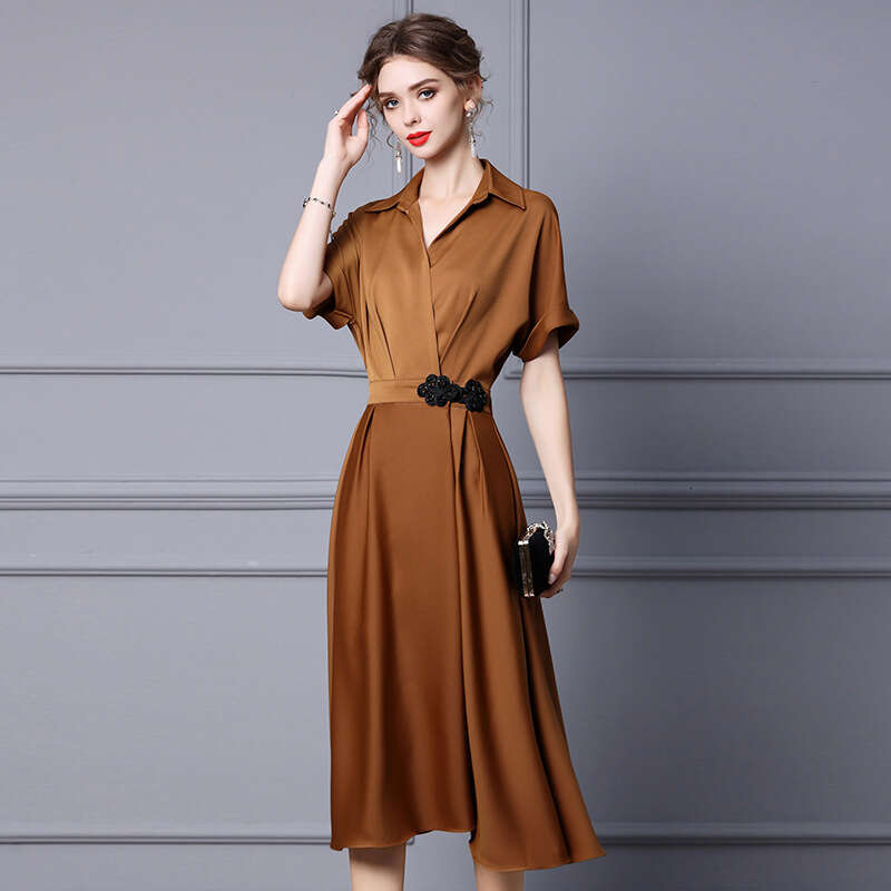 pear shaped figure dress for women in the summer of 2024 new shirt with off shoulder sleeves and waist cinching slimming A-line skirt