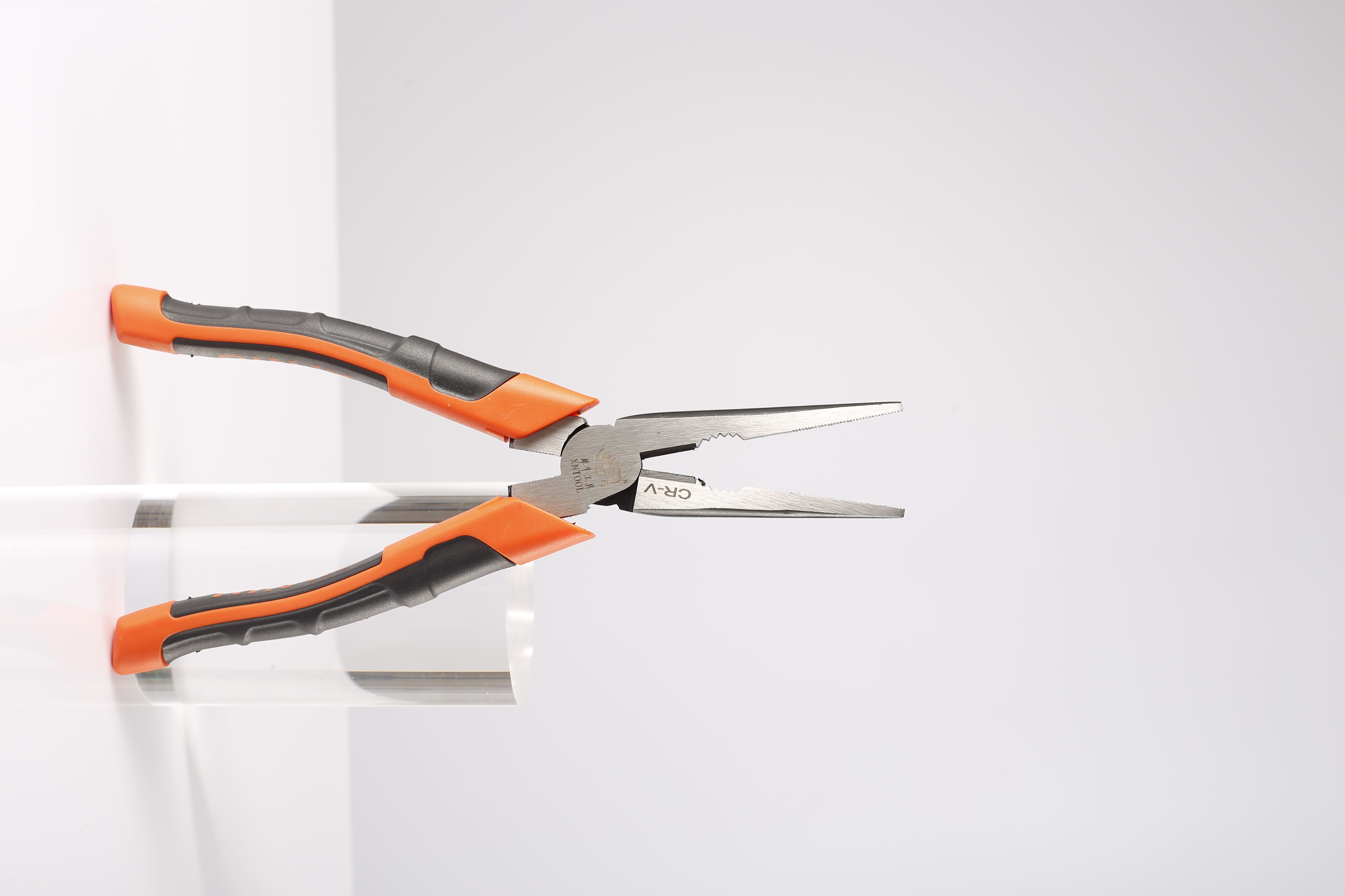 Bamboo handle Japanese eccentric labor-saving pliers