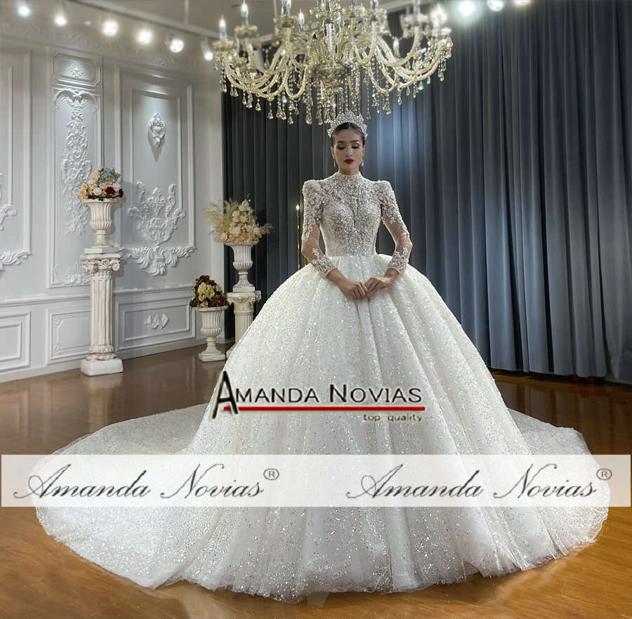 Beading Lace Wedding Dress With Detachable Necke