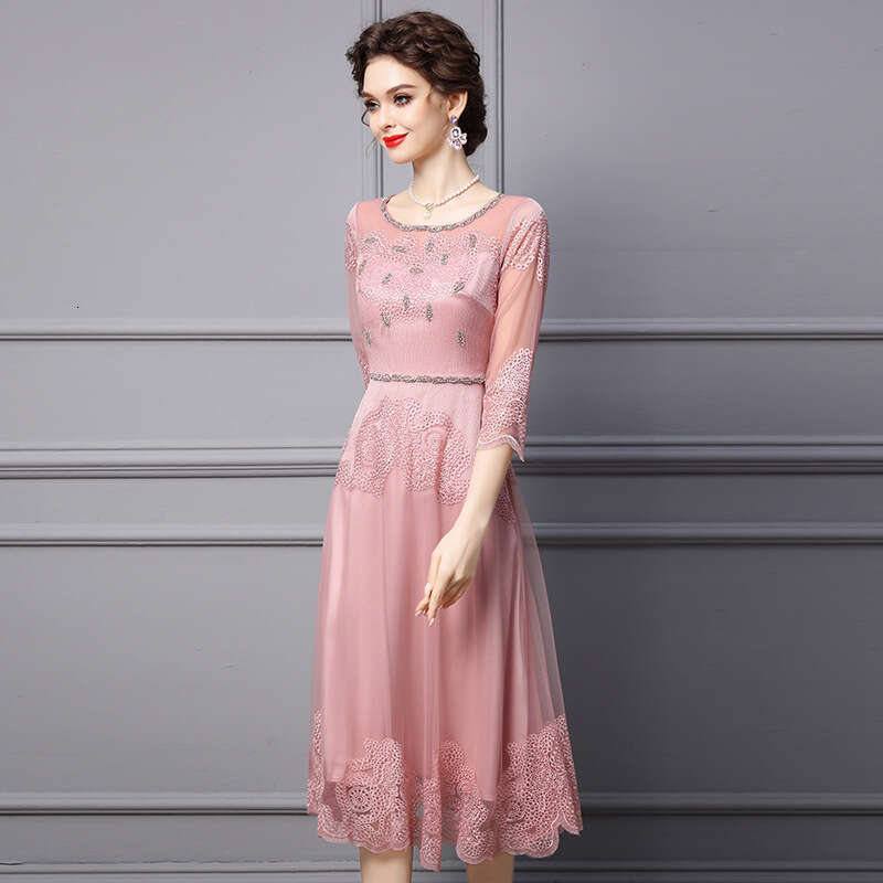 Smart and elegant goddess style 2024 autumn new item heavy industry embroidery nail diamond dress long skirt plus size