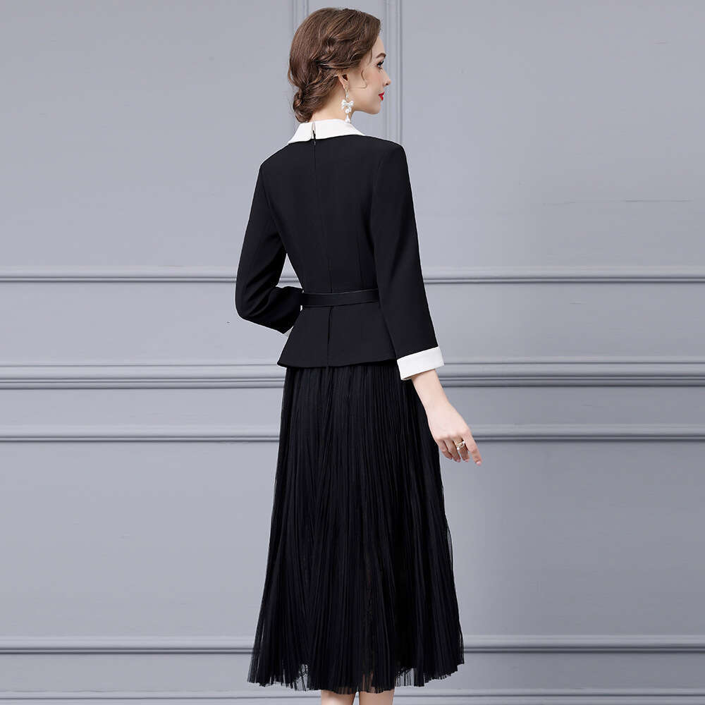black and white contrasting suit splicing mesh fake two-piece large swing dress temperament goddess style 2024 autumn new item