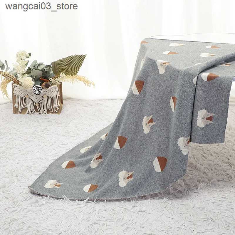 Blankets Swaddling Newborn Baby Blankets 90*70CM Infant Girl Boy Knitted Cotton Bedding Quilt Cute Cartoon Squirrel Toddler Stroller Swaddling Soft L2