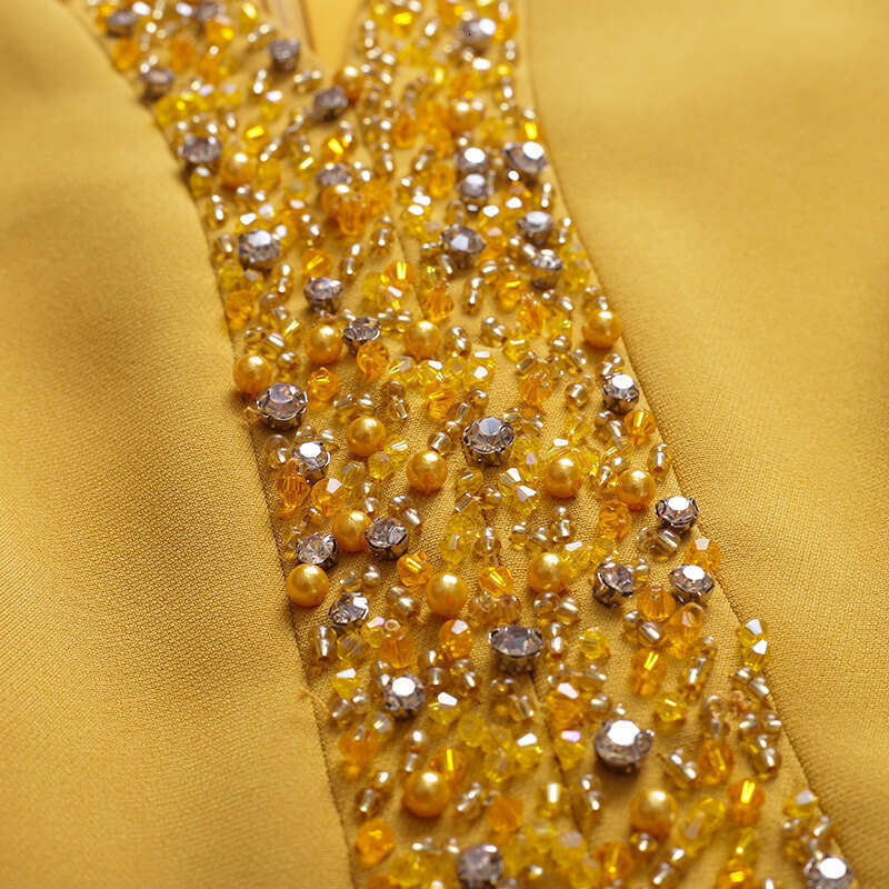 Autumn Dress 2024 New High end Formal Occasion Yellow V-neck Nail Bead Waist slimming A-line skirt