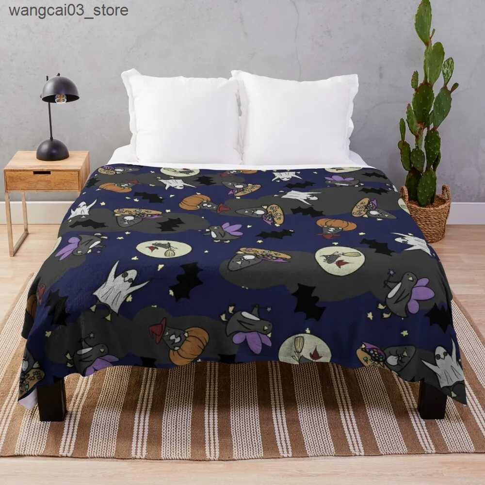 Blankets Swaddling Halloween Flannel Throw Blanket Cute Ghost Bat King Queen Full Size Lightweight Super Soft Warm for Sofa Couch Bed Decor Pumpkin L2