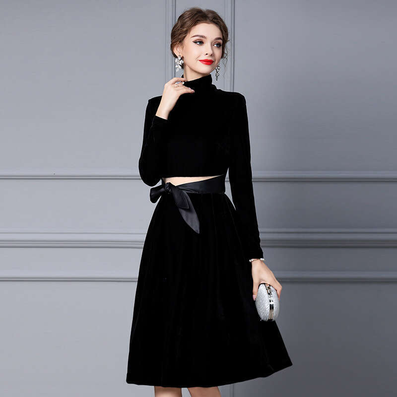 Autumn Dress 2024 New French Gold Velvet High Collar Long Sleeve with Coat to Look Thinner A-line Skirt