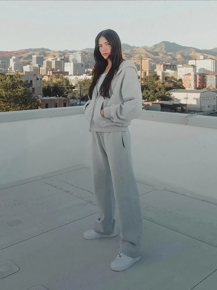 Fashionable Classic Y2k Hoodie Straight Pants 2piece Set Mens Retro Street Style Autumn Sweatshirt Harajuku Sweatpants 241008