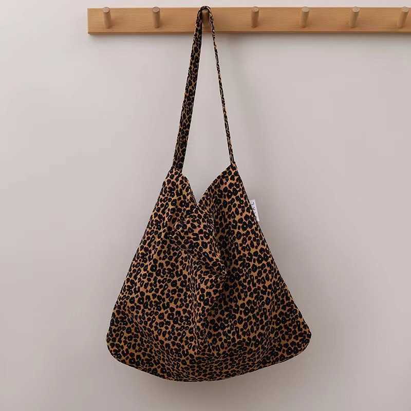 CMM New Fresh Floral Canvas Bag From Dongdaemun South Korea Versatile Underarm Bag for Women the Street Unit Price Bag Large Capacity Womens Bag