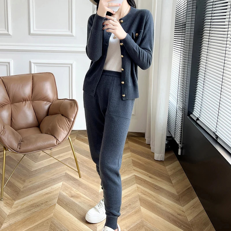 High end womens set of 100% pure wool knitted sweater cashmere slim cardigan small leg pants autumn and winter two-piece set 241011