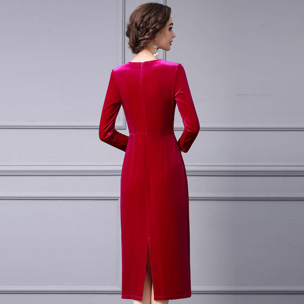 Light Luxury Velvet 2024 Autumn New High Waist Slim Long Sleeve Noble Wide Lady Dress