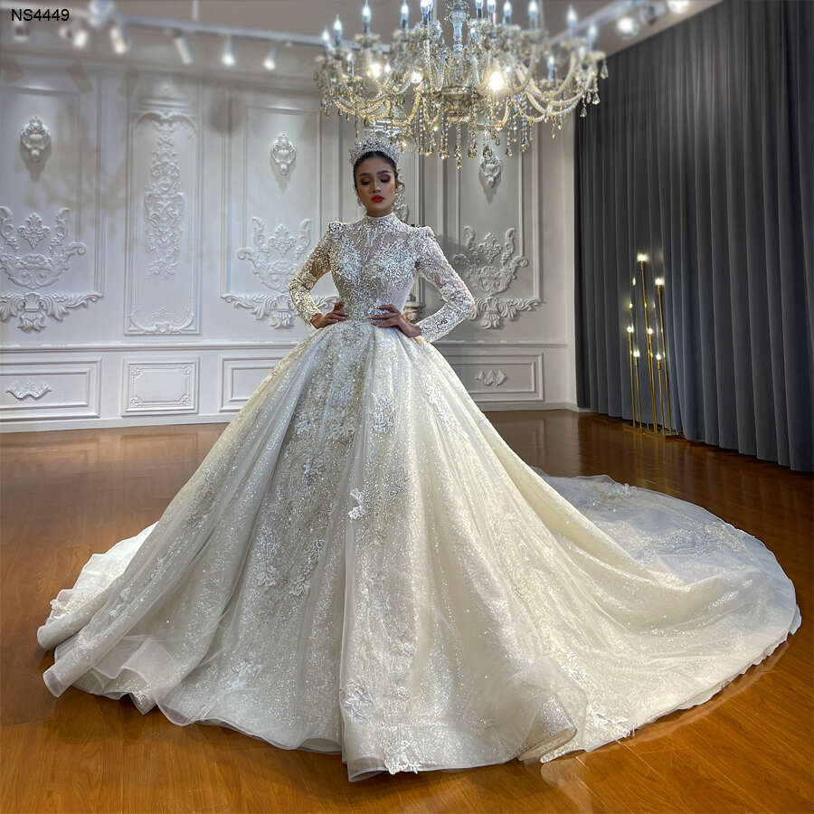 High Necke Long Sleeve Lace Appliques Wedding Dress