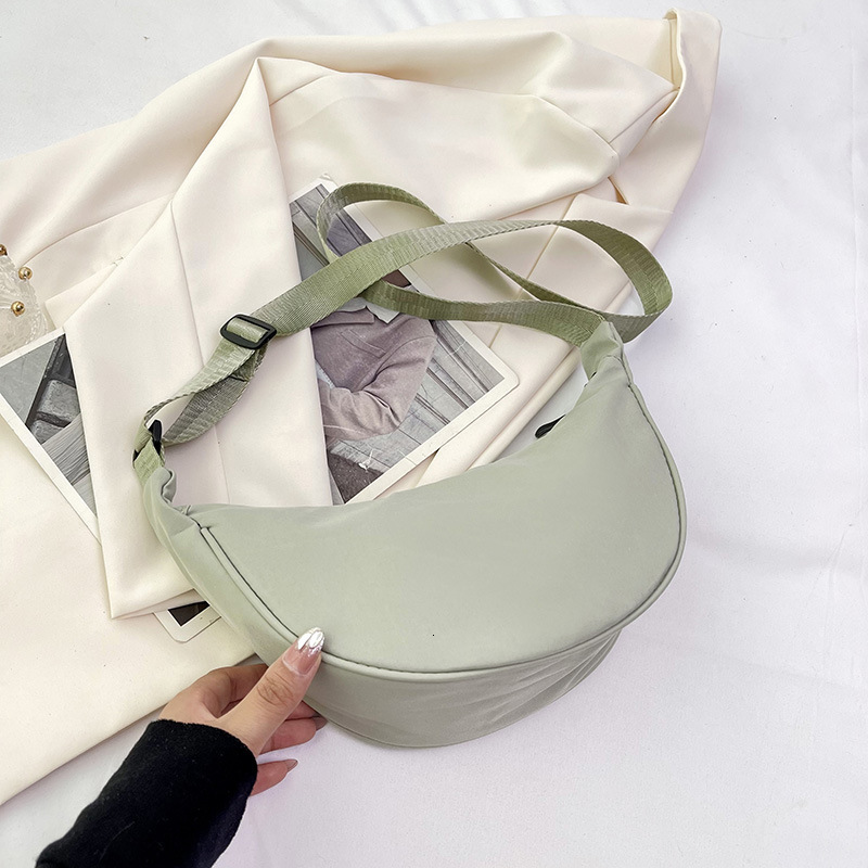 Simple and fashionable dumpling dumplings for women new style simple casual crossbody trendy large capacity tote bag