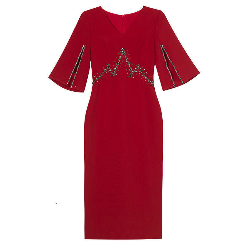 Smart red dress with a ladylike temperament new 2024 autumn outfit heavy industry nail drill knee over hip skirt