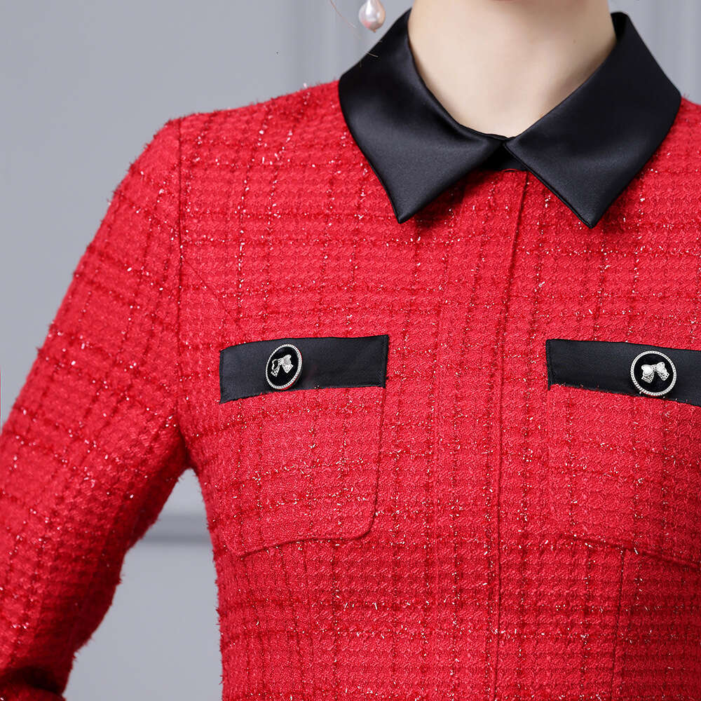 Red Coarse Floral Bun Hip Skirt 2024 Autumn New High end socialite Style Show Body Collar Dress