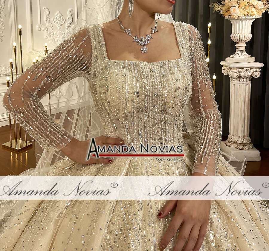 New Long Sleeves Wedding Dress Original Design Real Work