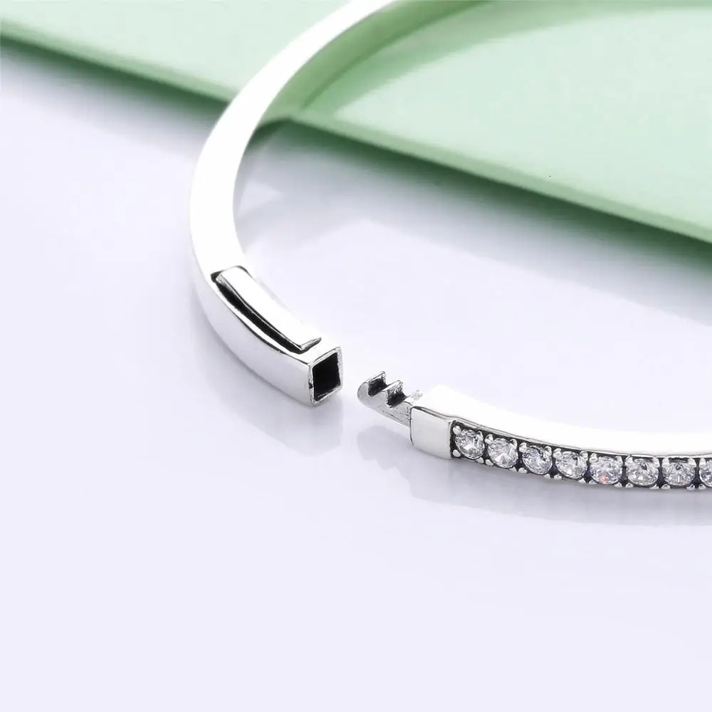 Free delivery genuine 925 sterling silver sparkling bone bracelet suitable for womens jewelry with original charm polished bracelet 241007