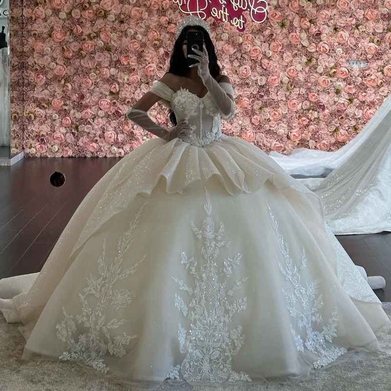 Sparkly Ivory Quinceanera Dresses Sequined Off The Shoulder Ball Gowns Party Birthday Dress Applique LAce Vestidos De 15 Anos Sweet 16 Dress