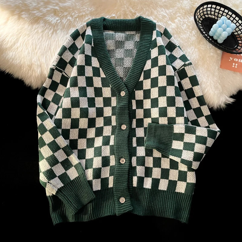 Casual Black White Plaid Cardigans for Men Women Vintage Loose Harajuku Checkered Knitted Sweater Mens Clothes 240930Z