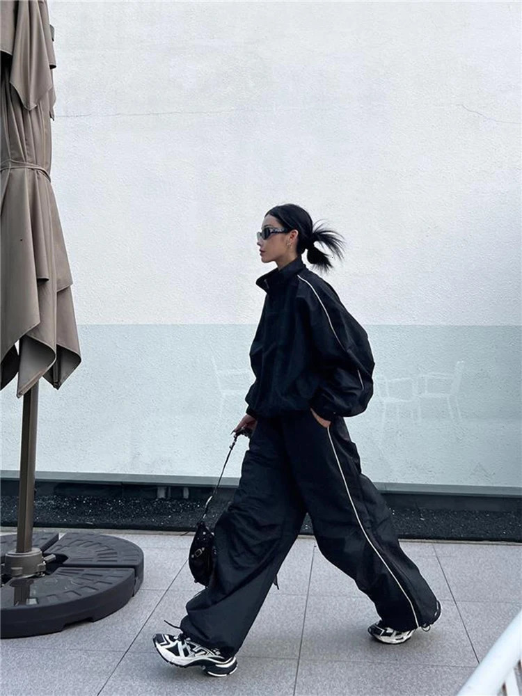 HOUZHOU Sports Two piece Suit Womens High Street Sport Track Jacket Loose Sports Pants Womens Outdoor Jogger Tracksuit Womens 241010