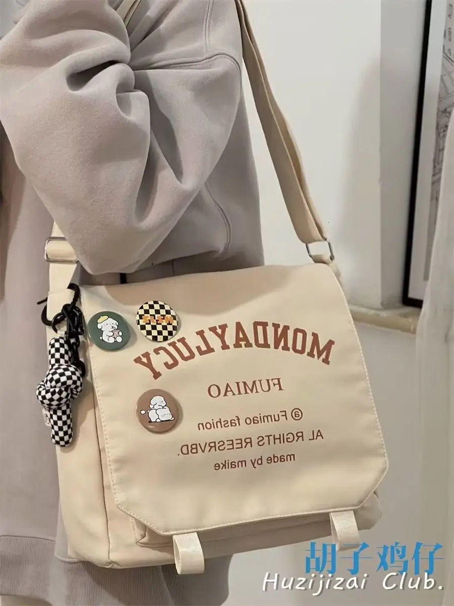 Cross body bag womens Korean simple shoulder bag large capacity American retro student classroom book messenger fashion 241008