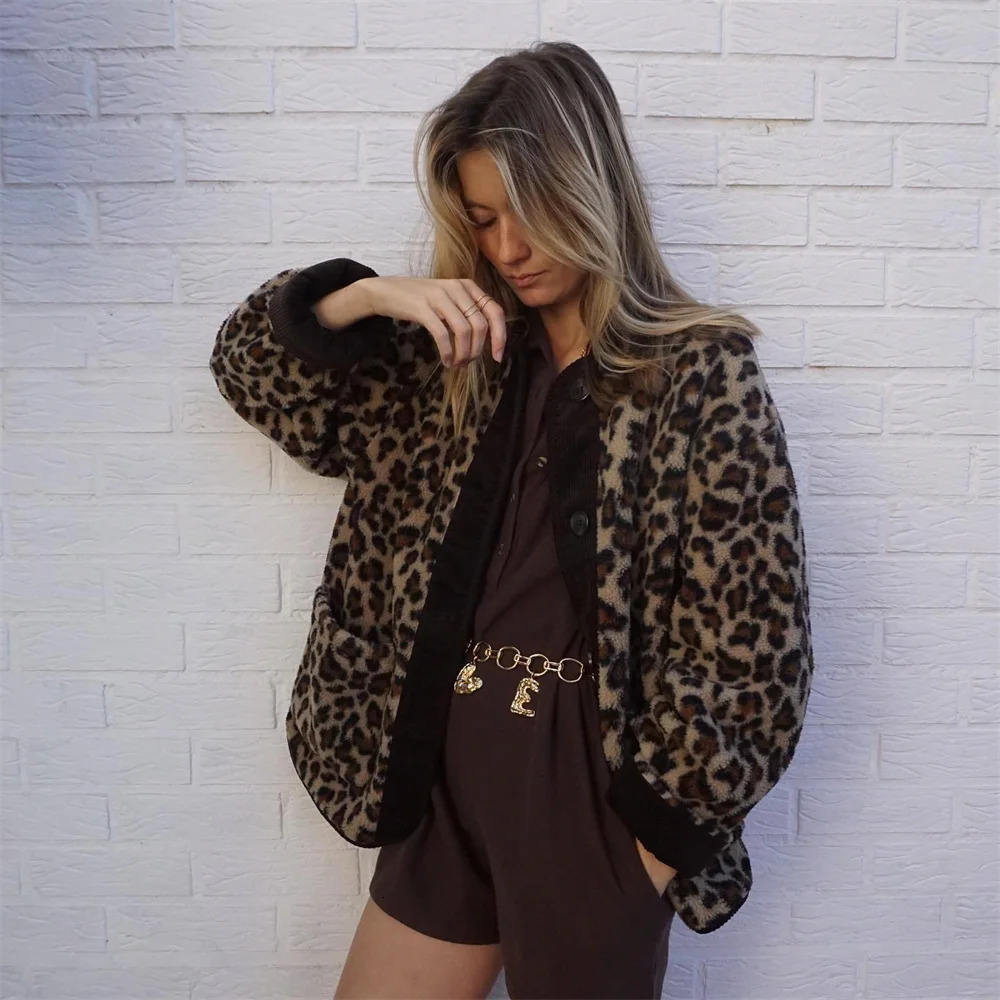 Womens fashion unique round neck single chest leopard print cashmere coat 241007
