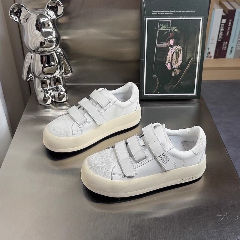 Gu Yun | Fashion Versatile Velcro Silver White Shoes Women's Thick Bottom 2024 Summer/Autumn New Board Shoes