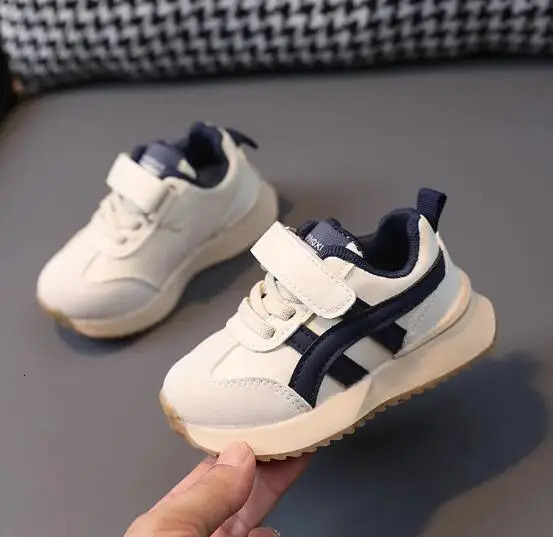 Childrens leisure sports shoes fashion breathable boys leather running shoes childrens sports shoes spring and autumn baby walking shoes 241008