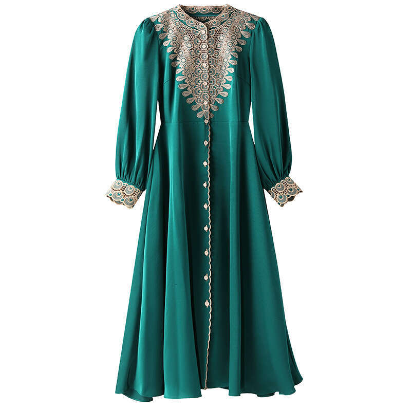 2024 autumn new dress pear shaped figure high-end embroidery slimming mid length A-line skirt