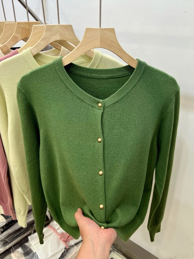 Pre Fall High Grade Grey Crew Collar Knitted Long Sleeve Cardigan Womens Jacket Fashion Jacket 241011