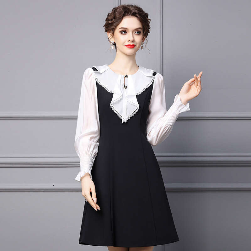 Xiaoxiangfeng Dress Autumn 2024 New Product Exquisite Lace Collar Reduced Age Cover High Waist A-line Skirt