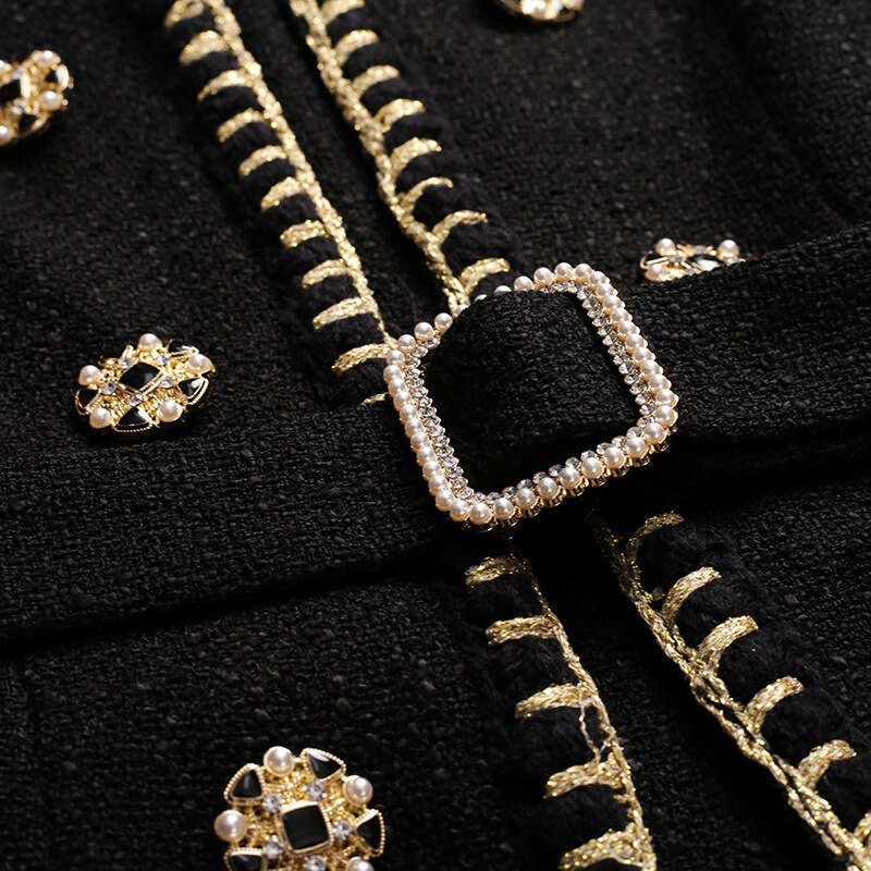 Thickened Autumn Dress with Belt for Womens High End 2024 New Hepburn Style Mid length Bag Hip Skirt