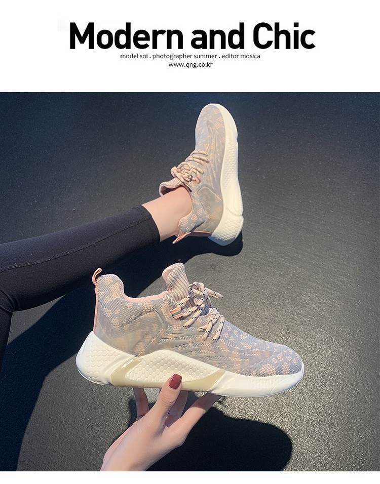 Guan Xiaotong's Korean version of women's fitness and sports 2024 new designer shoes, soft and breathable casual running shoes, have become 