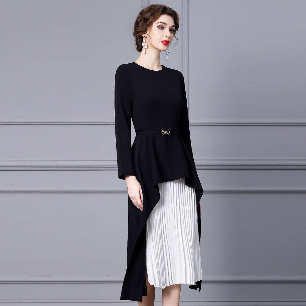 niche design sense black and white color blocked pleated skirt 2024 new high waisted long sleeved temperament dress goddess style