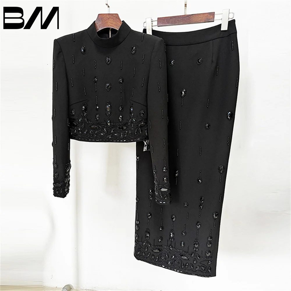 Charming two-piece short top long skirt elegant celebrity fashion set for formal banquets heavy pearl diamond 241011