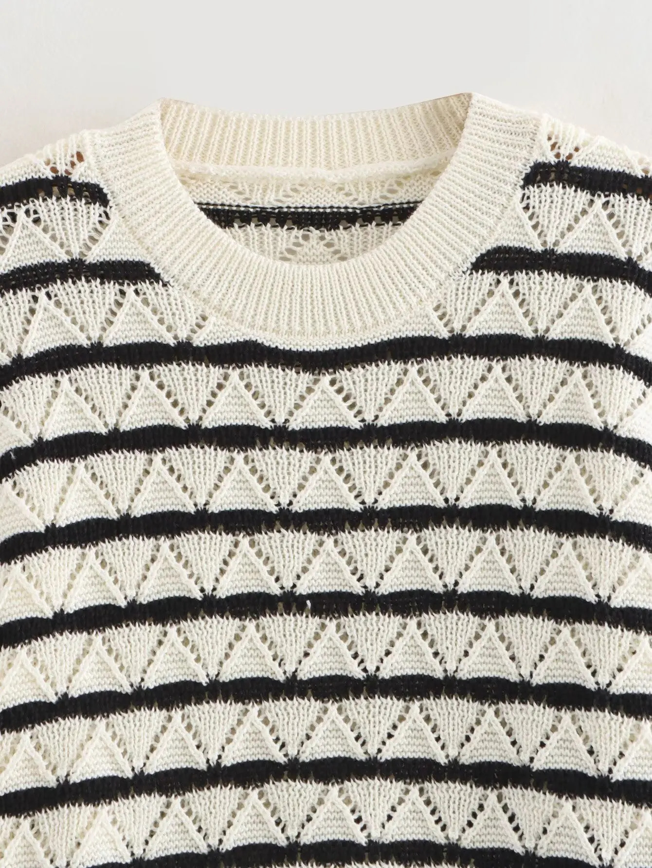 Y2K TRAF Fashion Stripe Knitted Mens Set O-neck Womens Zipper TopWomens Ultra Thin Pants Two Piece Set Set 241010