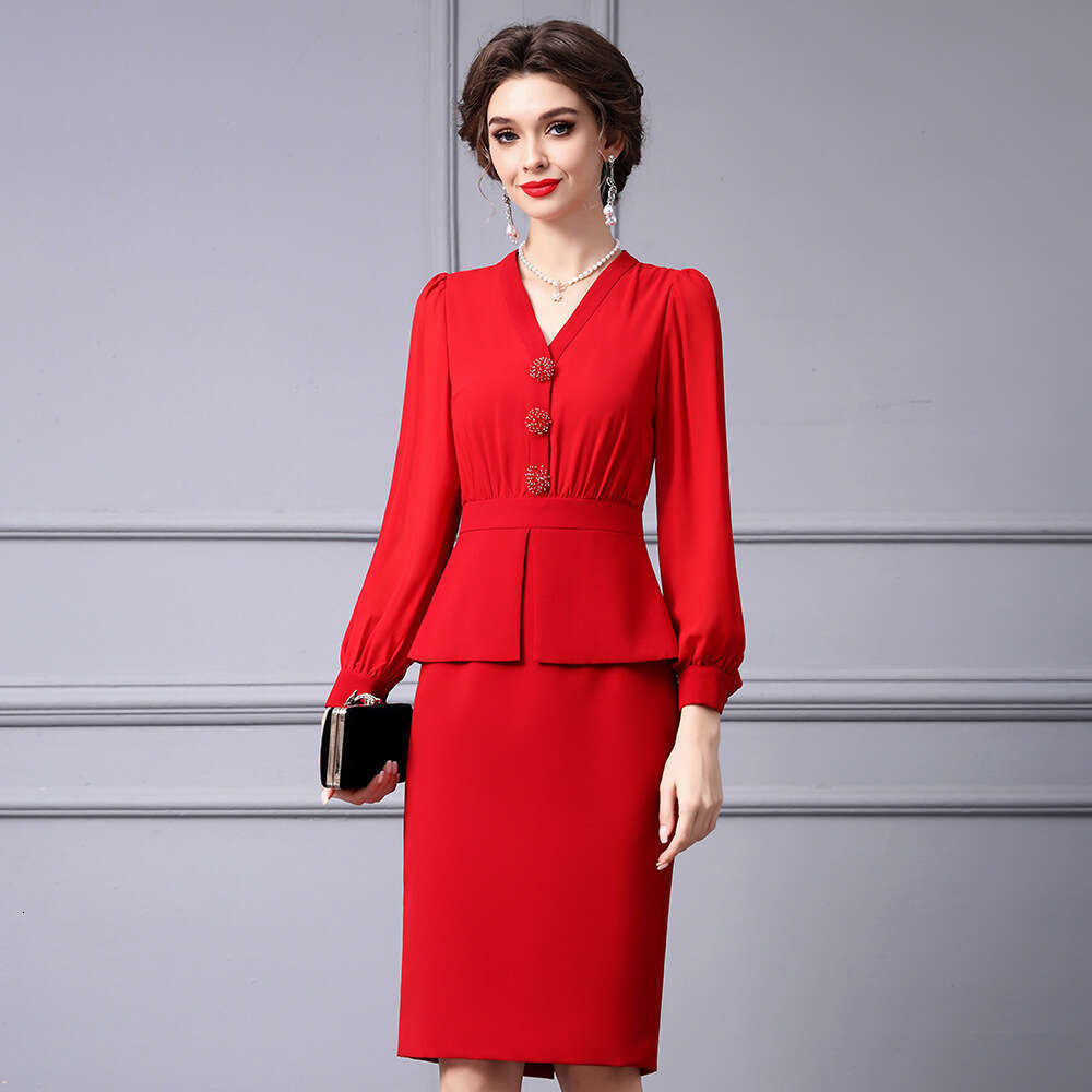 High end Brand Heavy Industry Diamond Button Womens Flavor Long Sleeve Fake Two piece Hip Bag Skirt Dress 2024 Autumn New Collection