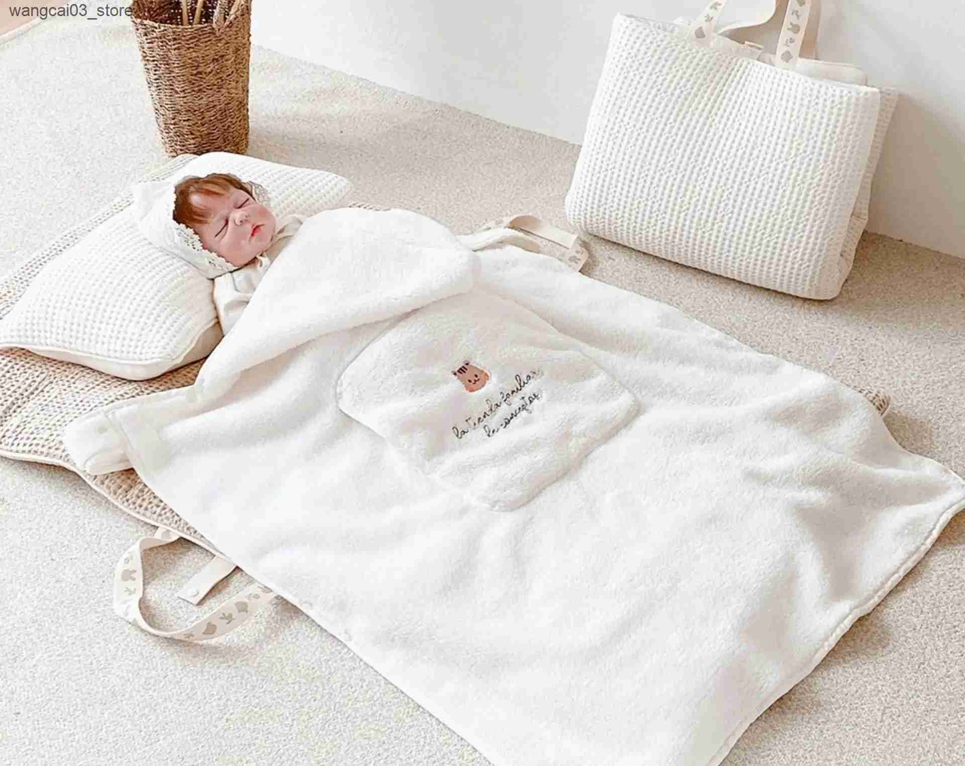 Blankets Swaddling Baby Stroller Windproof Blanket Newborn Swaddle Wrap Coral Fleece Cover Bear Bunny Winter Out Blankets Infant Sleeping Bag Quilt L2