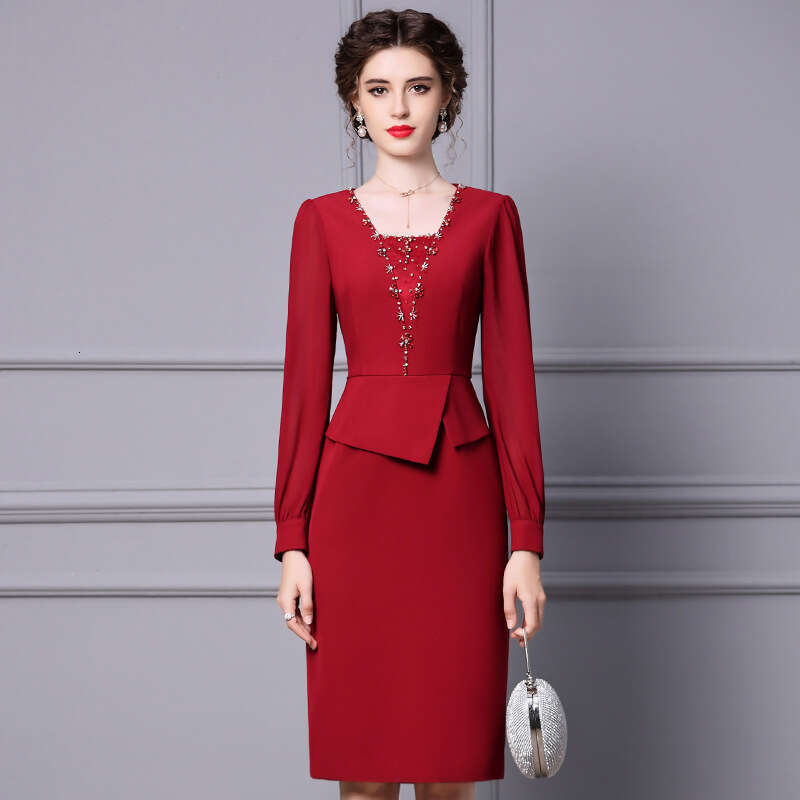 Red Dress Autumn New Collection 2024 High end Nail Diamond Formal Occasion Knee Over Hip Wrap Skirt