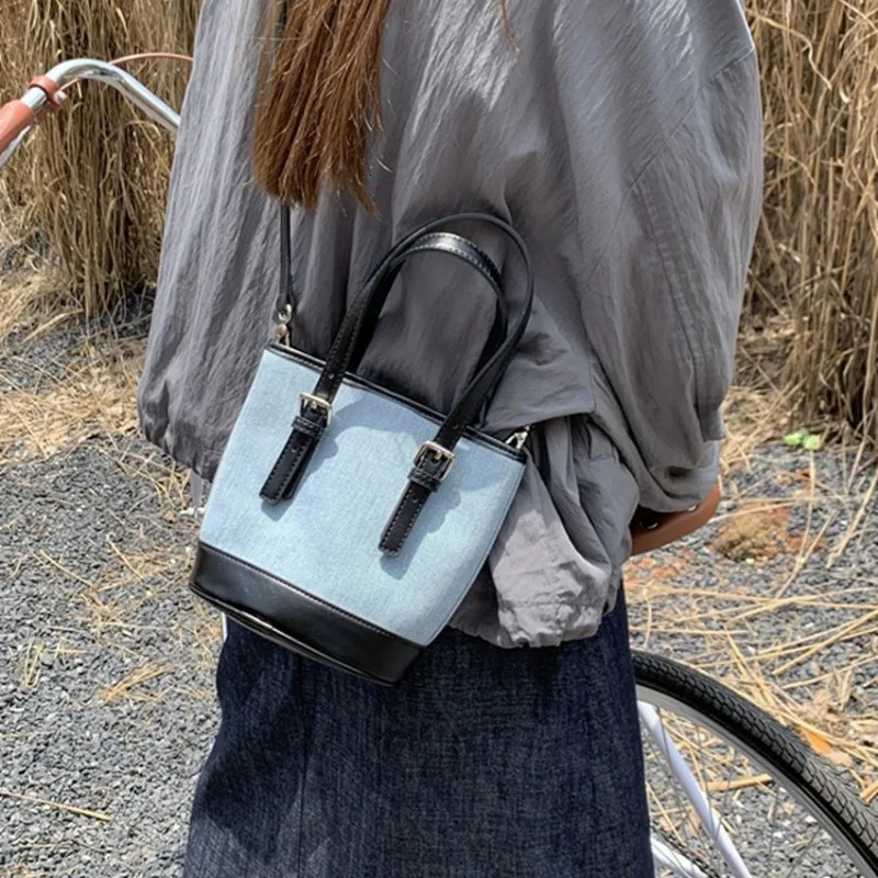 Small custom denim splicing bucket bag autumn and winter Korean version handheld shoulder bag horizontal womens bag 241008