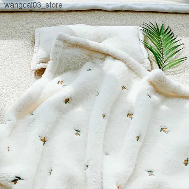 Blankets Swaddling Soft Flannel Baby Blanket for Newborn Stroller Coral Fleece Warm Infant Babies Accessories Swaddle Wrap Blanket Bedding Cover L2409